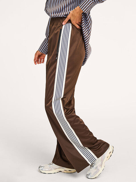 Haute L'Amitié Baggy Track Pants in Mocca